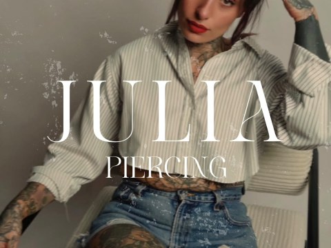 Julia, perceuse au studio Linked Tattoo à Antibes